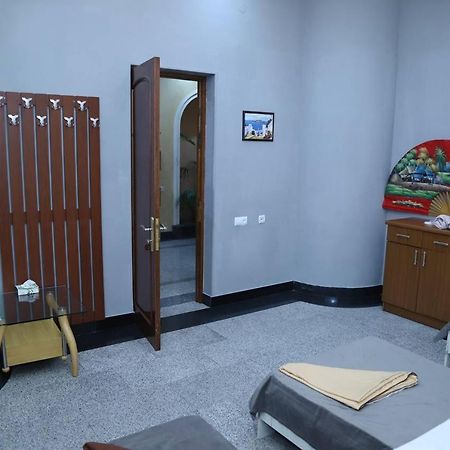Joy Hotel Apartament Yerevan Luaran gambar