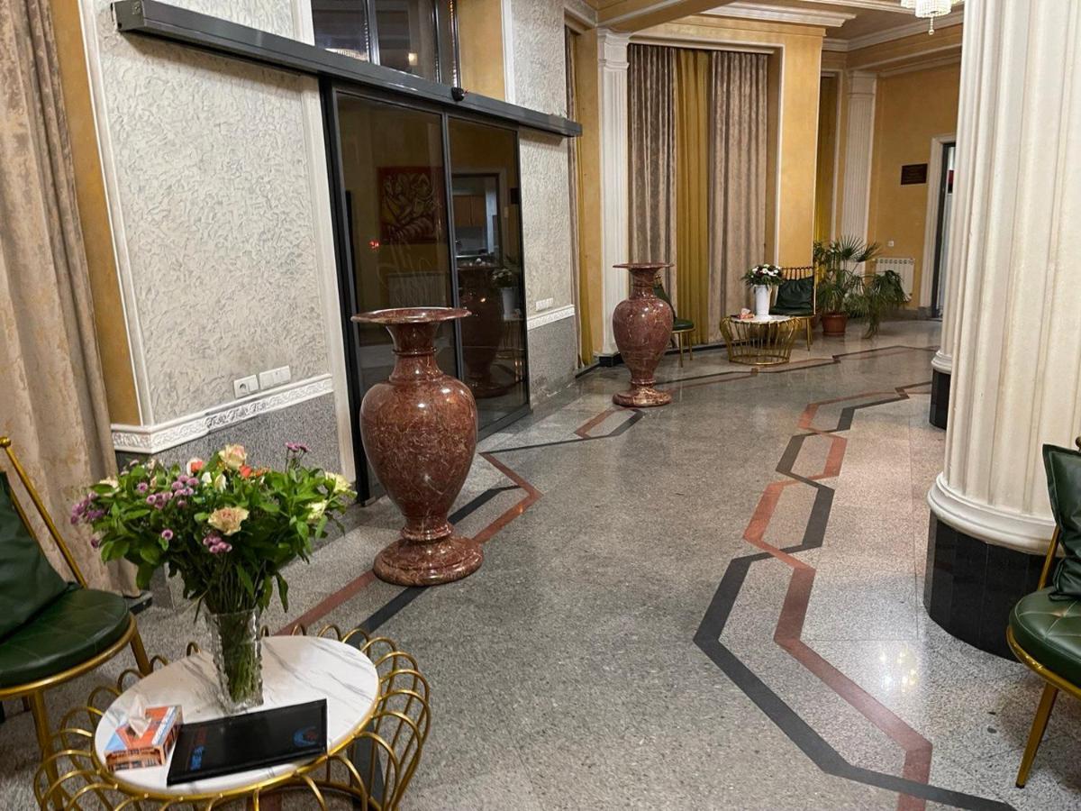 Joy Hotel Apartament Yerevan Luaran gambar