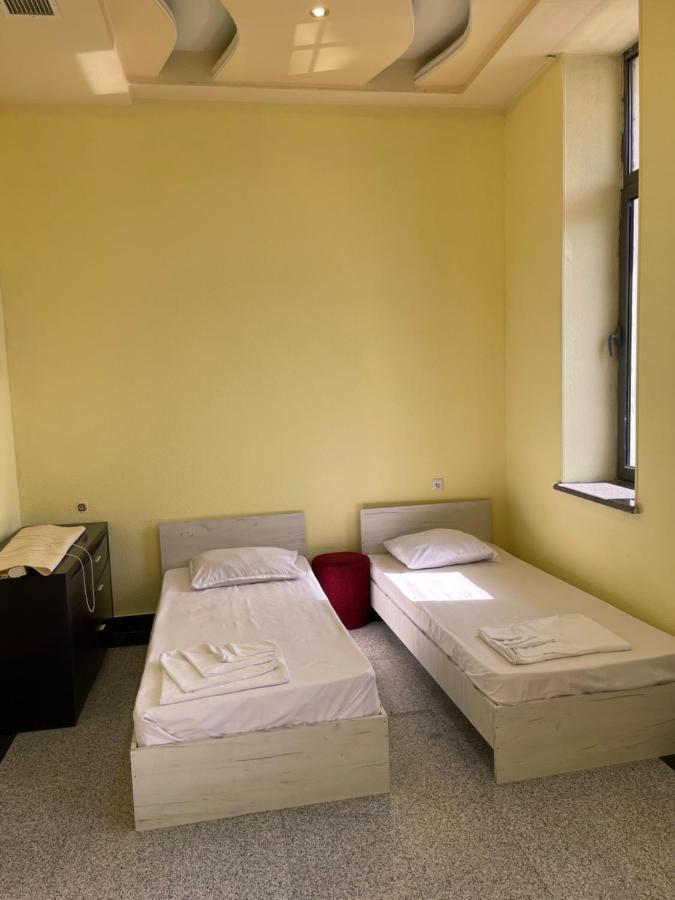 Joy Hotel Apartament Yerevan Luaran gambar