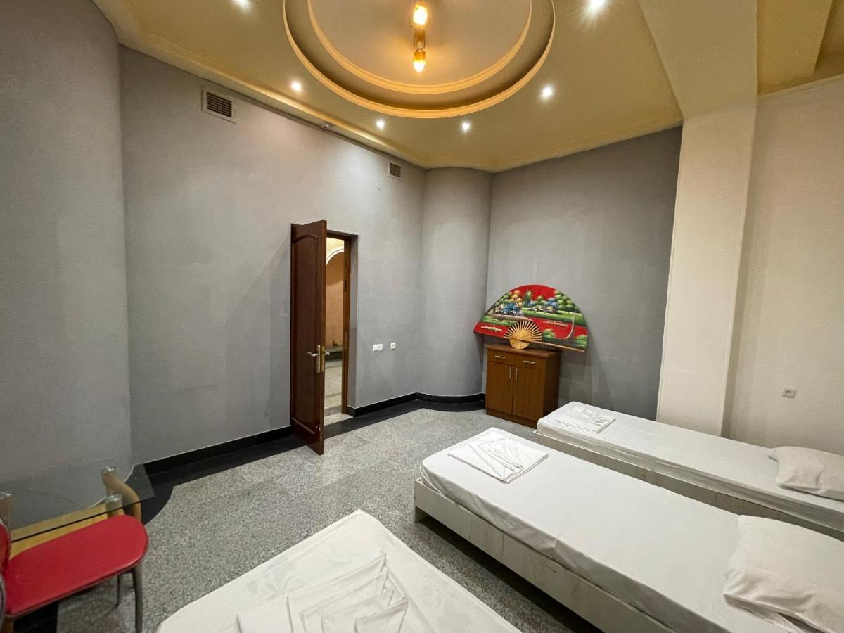 Joy Hotel Apartament Yerevan Luaran gambar